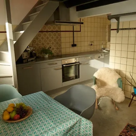 Bed In Appartement Beek-Ubbergen